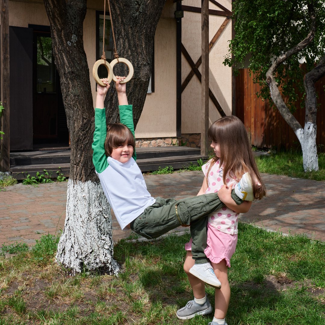 Wooden gymnastic rings for kids by Goodevas